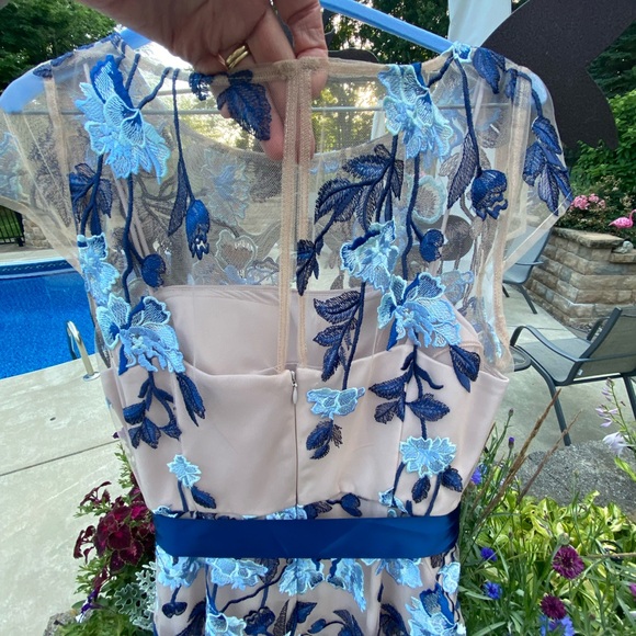 Adrianna Papell Floral Embroidered Column Gown - Picture 7 of 9